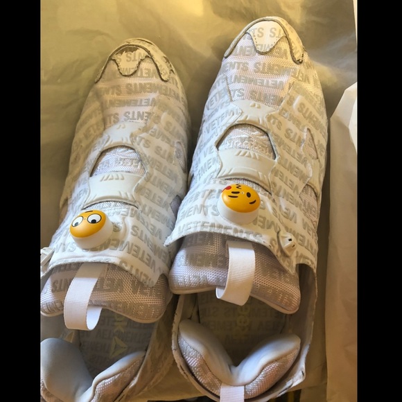 Vetements Logo Reebok White Emoji SIZE US 13 - Picture 10 of 14